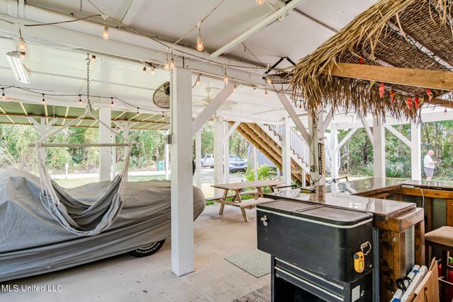 11013 Gull Street, Bay Saint Louis, MS 39520