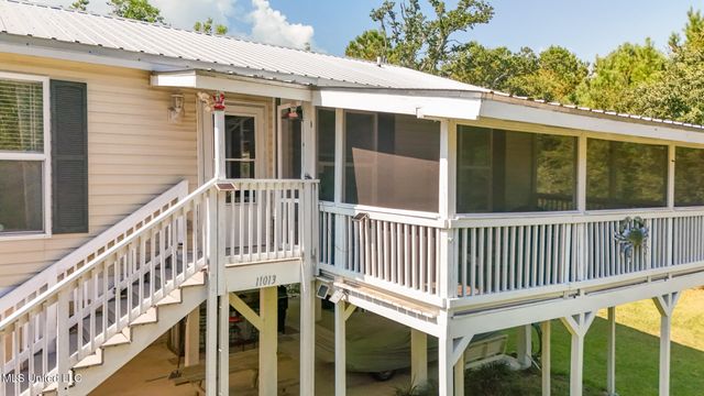 11013 Gull Street, Bay Saint Louis, MS 39520