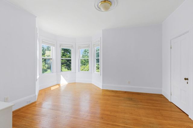 173 Davis St 3, Brookline, MA 02445