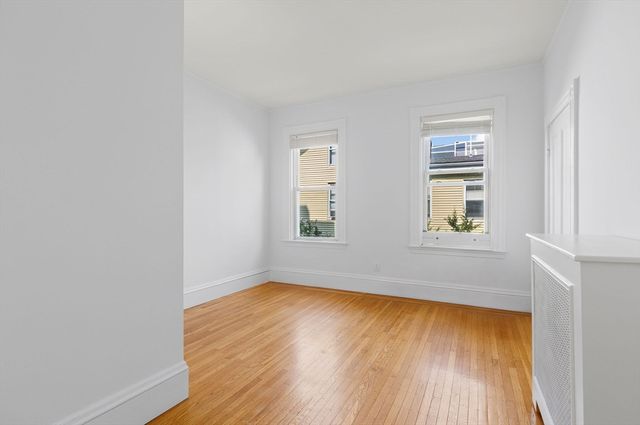 173 Davis St 3, Brookline, MA 02445