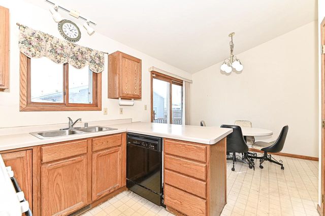 1521 Prairie DRIVE, Mount Pleasant, WI 53406