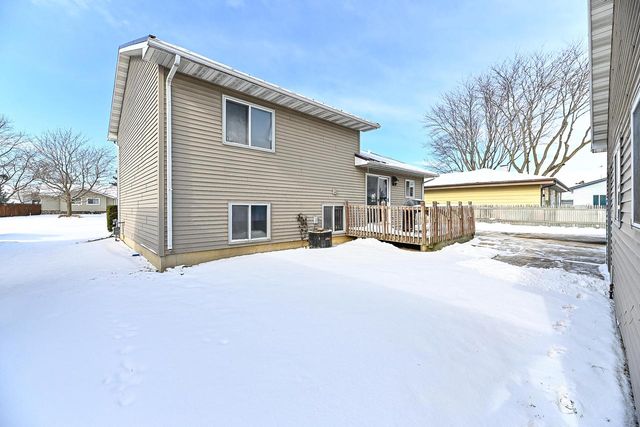 1521 Prairie DRIVE, Mount Pleasant, WI 53406