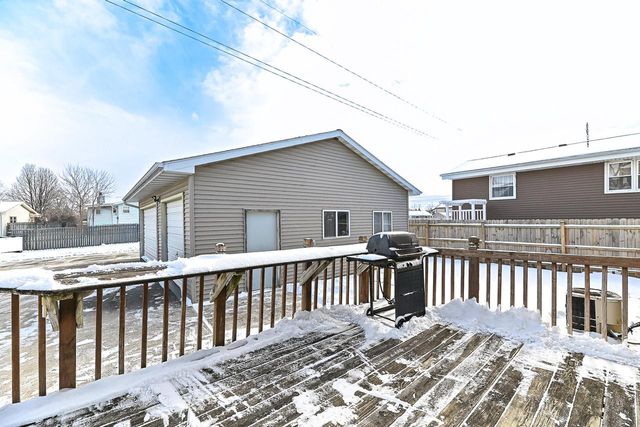 1521 Prairie DRIVE, Mount Pleasant, WI 53406