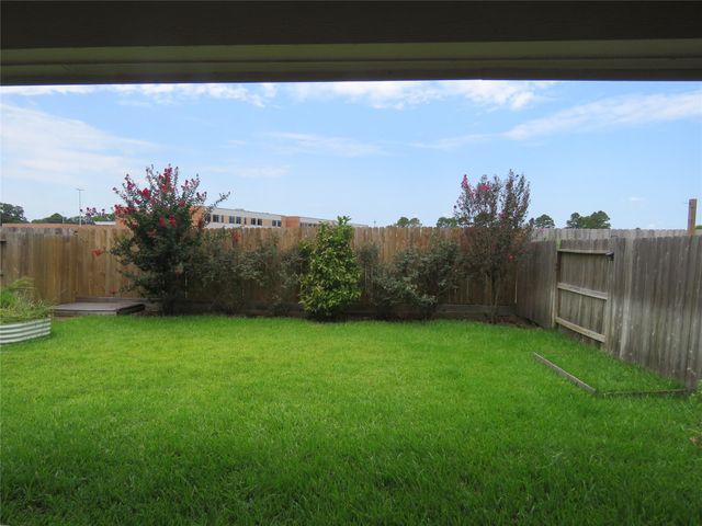 13031 Mills Creek Meadow Drive, Houston, TX 77070