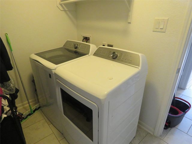 13031 Mills Creek Meadow Drive, Houston, TX 77070