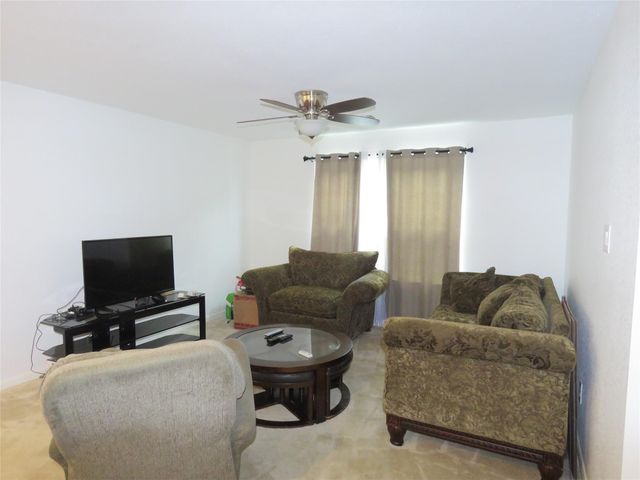 13031 Mills Creek Meadow Drive, Houston, TX 77070