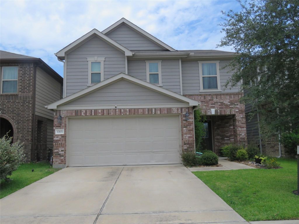13031 Mills Creek Meadow Drive, Houston, TX 77070