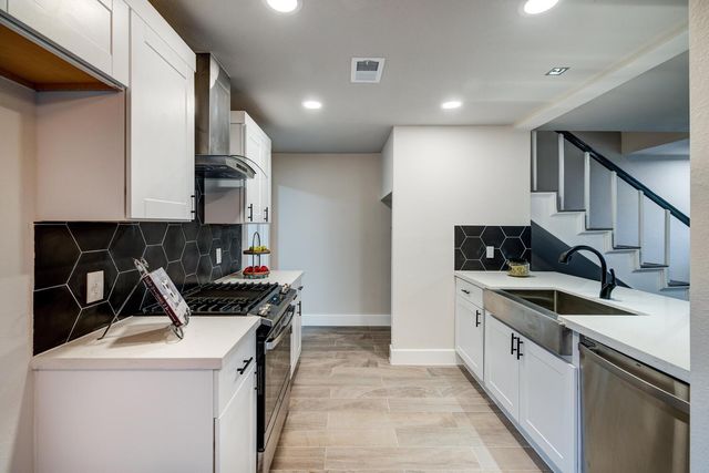 5001 Cottonwood CIR A, Austin, TX 78723