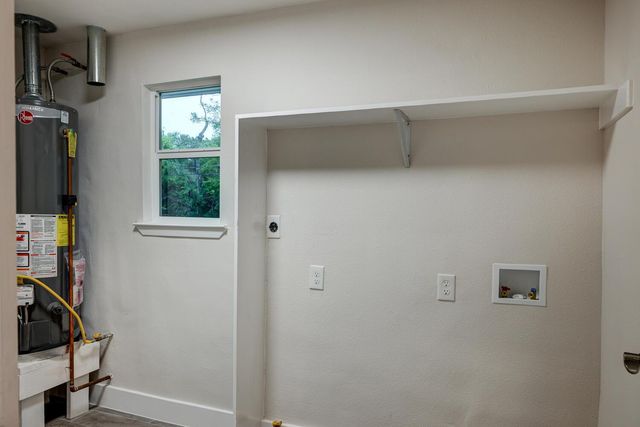 5001 Cottonwood CIR A, Austin, TX 78723