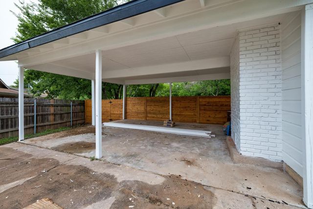 5001 Cottonwood CIR A, Austin, TX 78723