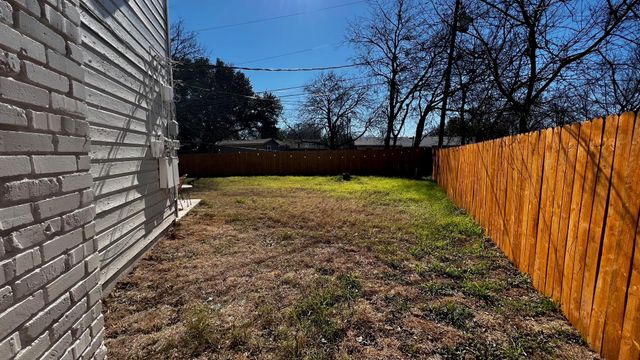 5001 Cottonwood CIR A, Austin, TX 78723