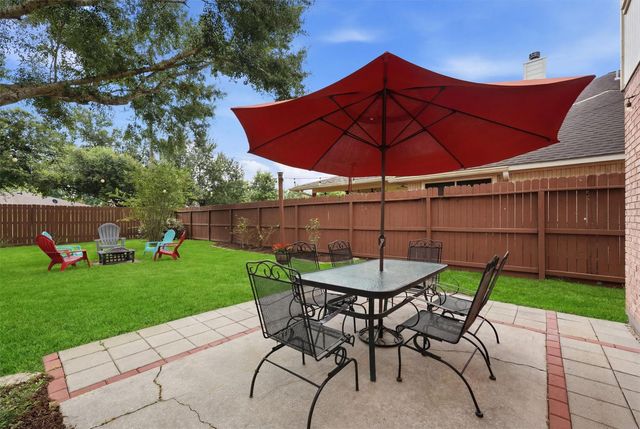 18046 Overlook Park Court, Humble, TX 77346