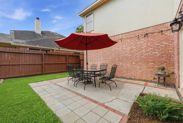 18046 Overlook Park Court, Humble, TX 77346