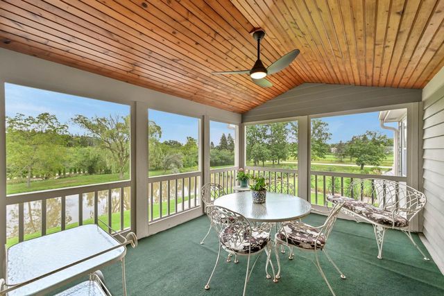 10818 N Norway DRIVE, Mequon, WI 53092