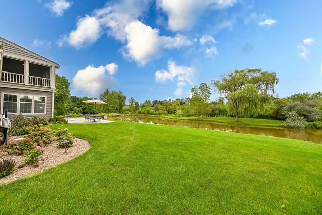 10818 N Norway DRIVE, Mequon, WI 53092