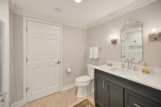 10818 N Norway DRIVE, Mequon, WI 53092