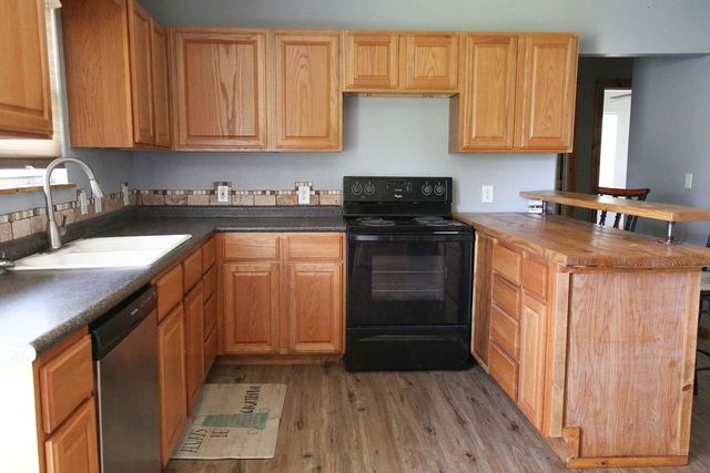 502 W Hornaday St, Fletcher, OK 73541