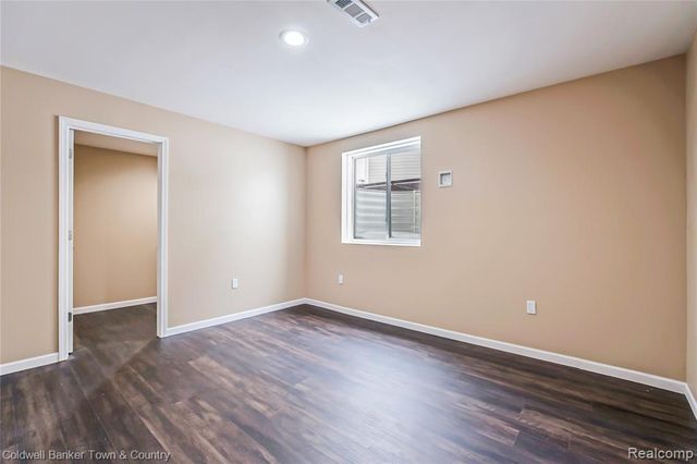 8126 Carston Lane, Brighton, MI 48116