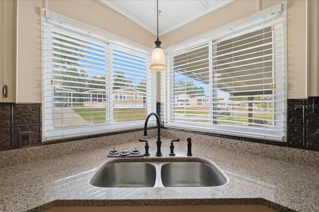 1603 FOXWAY DRIVE, Lakeland, FL 33810