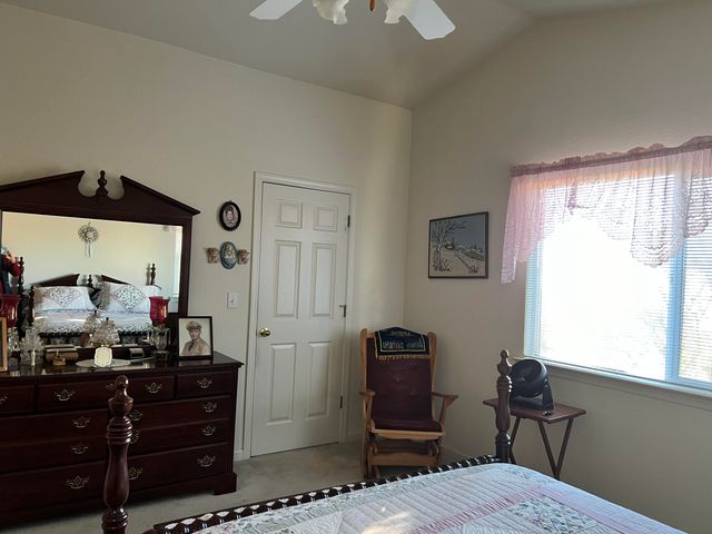 624 Volcano View Trail, Redding, CA 96003