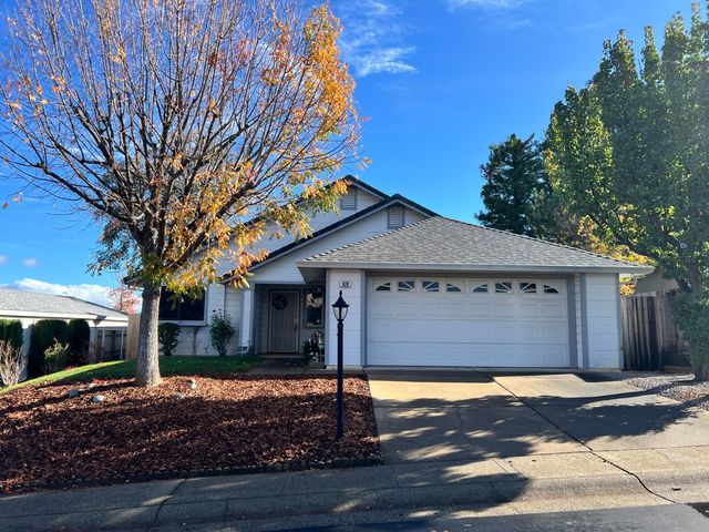 624 Volcano View Trail, Redding, CA 96003