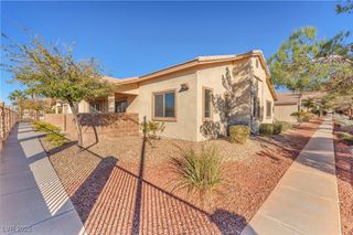 2050 North Los Feliz Street 102, Las Vegas, NV 89156