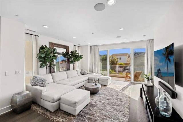 5512 Seashore, Newport Beach, CA 92663