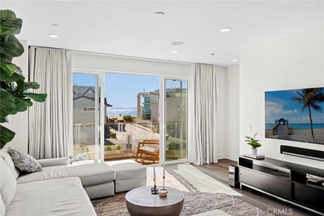 5512 Seashore, Newport Beach, CA 92663