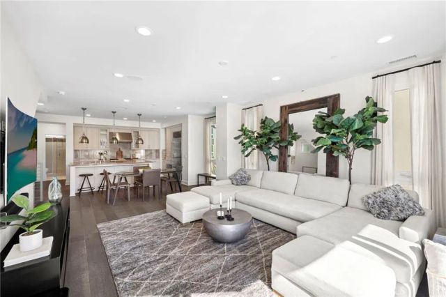 5512 Seashore, Newport Beach, CA 92663