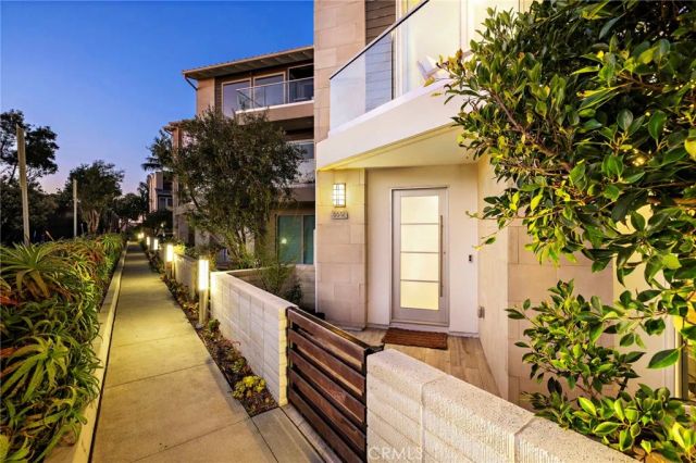 5512 Seashore, Newport Beach, CA 92663