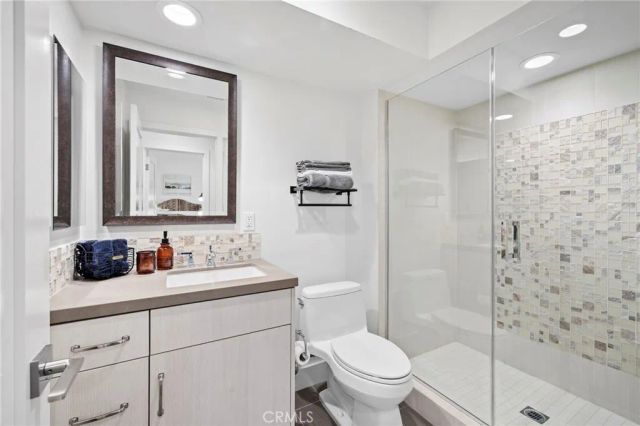 5512 Seashore, Newport Beach, CA 92663