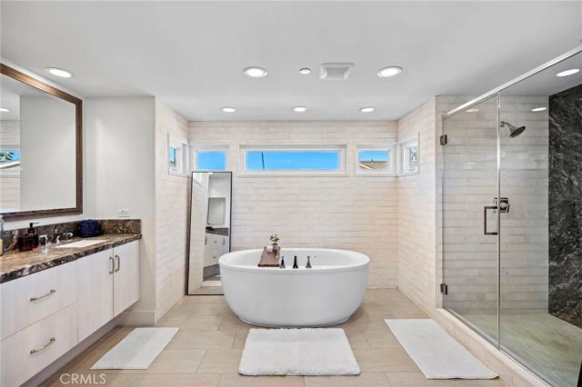 5512 Seashore, Newport Beach, CA 92663
