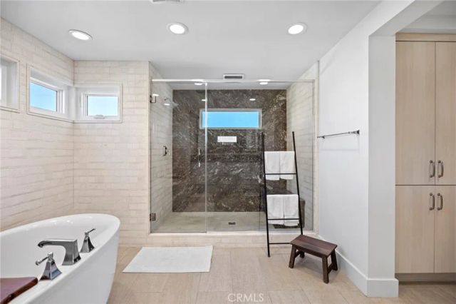 5512 Seashore, Newport Beach, CA 92663