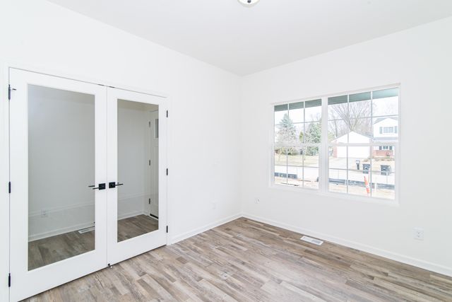 20215 Sunset Avenue, Livonia City, MI 48152