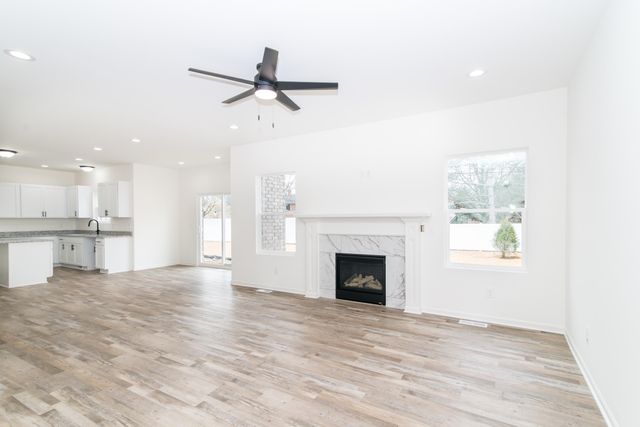 20215 Sunset Avenue, Livonia City, MI 48152