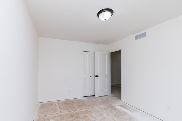 20215 Sunset Avenue, Livonia City, MI 48152