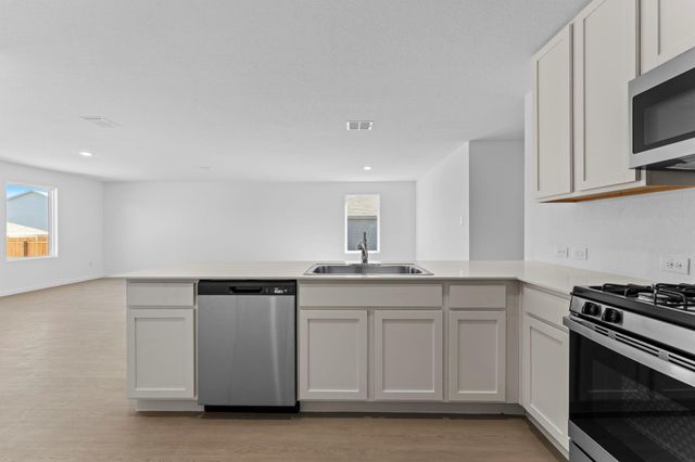 112 Ellendale PL, Fredericksburg, TX 78624