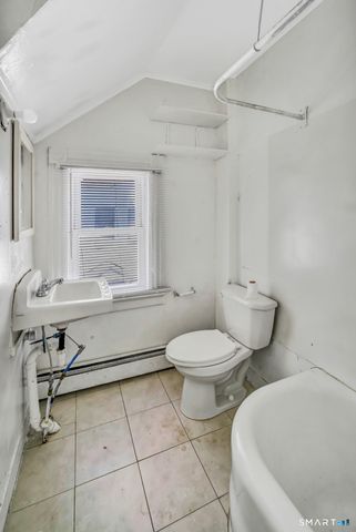 221 Willow Street 3rd Floor, Waterbury, CT 06710