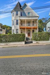 221 Willow Street 3rd Floor, Waterbury, CT 06710