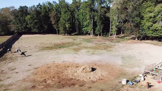 1260 Toy Denny Rd, Bradyville, TN 37026