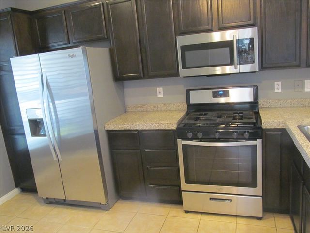 6167 Broken Slate Way, Las Vegas, NV 89139