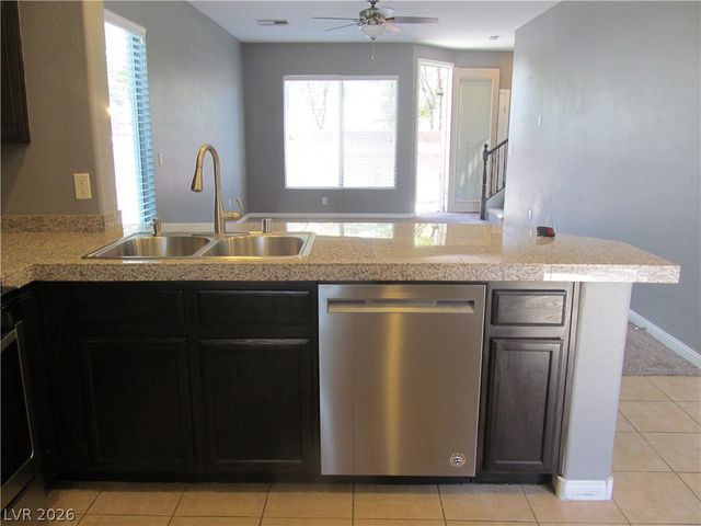 6167 Broken Slate Way, Las Vegas, NV 89139