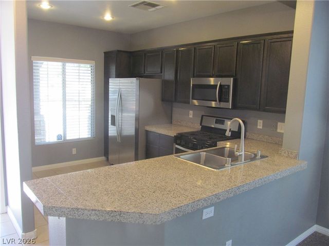 6167 Broken Slate Way, Las Vegas, NV 89139