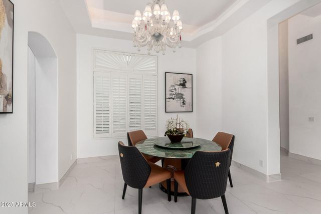 11312 E GREENWAY Road, Scottsdale, AZ 85255