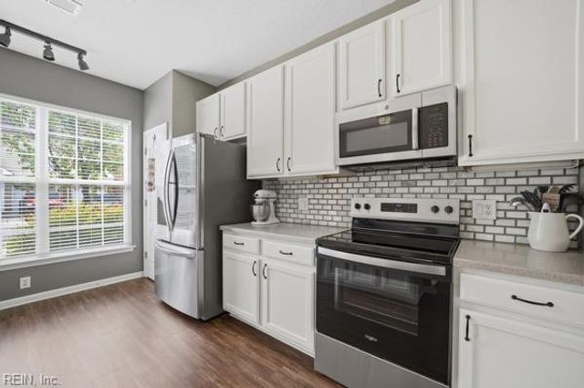 4568 Plumstead DR, Virginia Beach, VA 23456