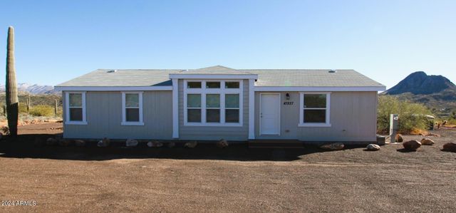 47827 N 40TH Avenue, New River, AZ 85087