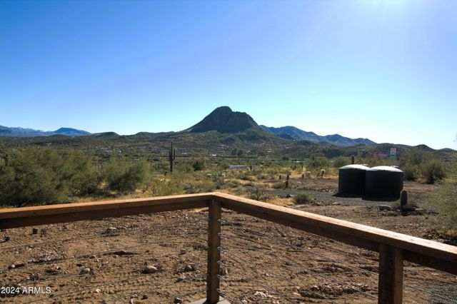 47827 N 40TH Avenue, New River, AZ 85087