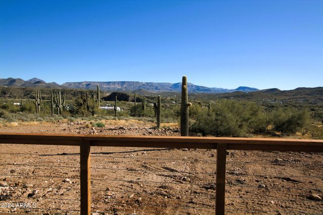 47827 N 40TH Avenue, New River, AZ 85087