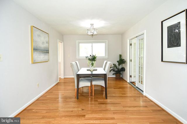 5701 RADNOR CT, Bethesda, MD 20817