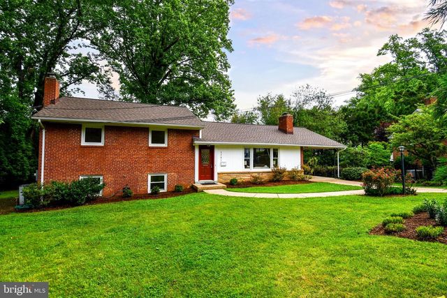 5701 RADNOR CT, Bethesda, MD 20817